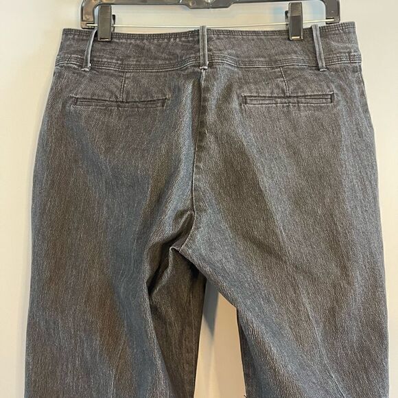 Lee Natural Straight Leg || SZ 12 Short || Dark Wash - Picture 5 of 9